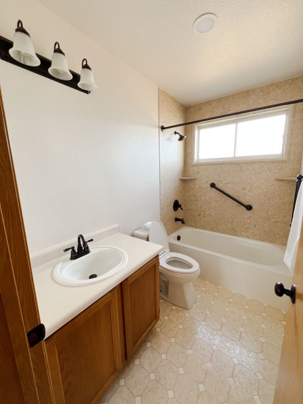 Bathroom Makeover Service in Port Saint Lucie, FL